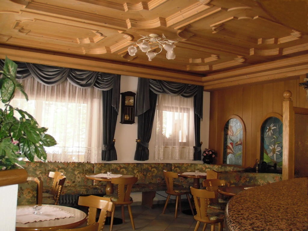 Hotel Rosalpina روكا بييتوري المظهر الخارجي الصورة